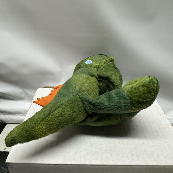 Wild Republic Iguana Wrist Hugger Plush Slap Bracelet 8" Lizard Stuffed Animal - Picture 9 of 11